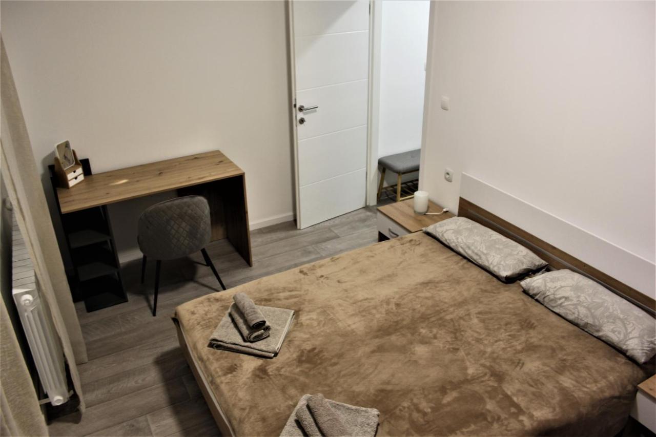 Tiziano T1 Apartment Zagreb Bagian luar foto