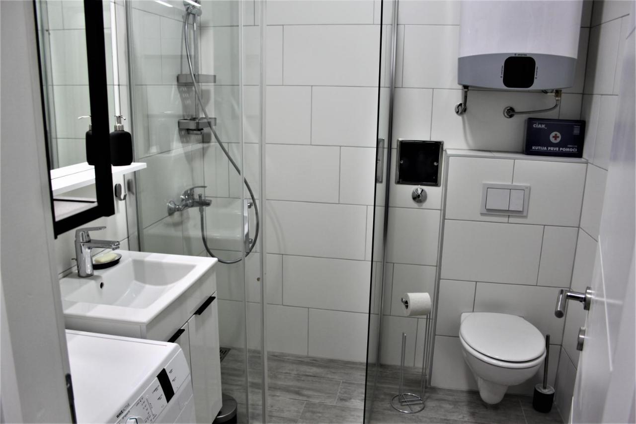 Tiziano T1 Apartment Zagreb Bagian luar foto